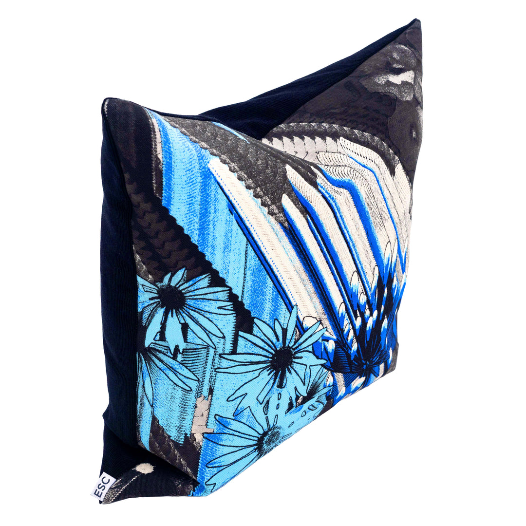 CUSHION - PRINT & BLACK